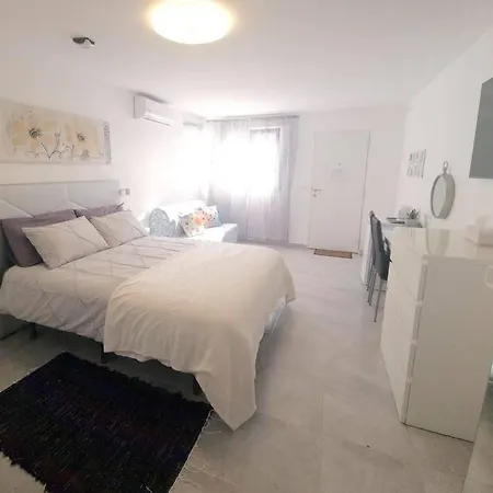 The Luxury At Pleamar 30 Rental, Punta Prima, וילה טורבייחה