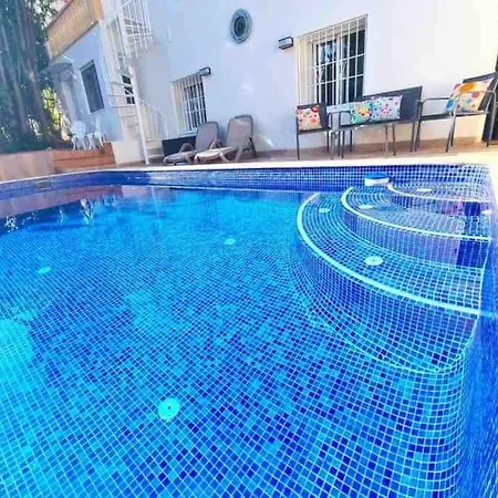 וילה The Luxury At Pleamar 30 Rental, Punta Prima, טורבייחה