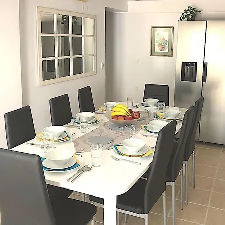 The Luxury At Pleamar 30 Rental, Punta Prima, וילה